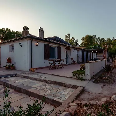 Villa Domu Prexada - Casa Vacanze Maracalagonis